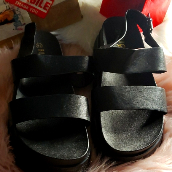 Rouge! Shoes - Black Wedge Sandals